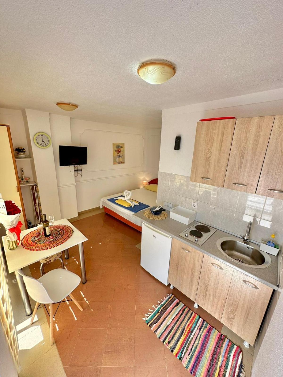 Montenegrina Apartment Будва Экстерьер фото